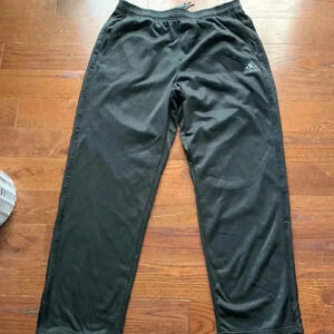 XL Adidas sweatpants, joggers